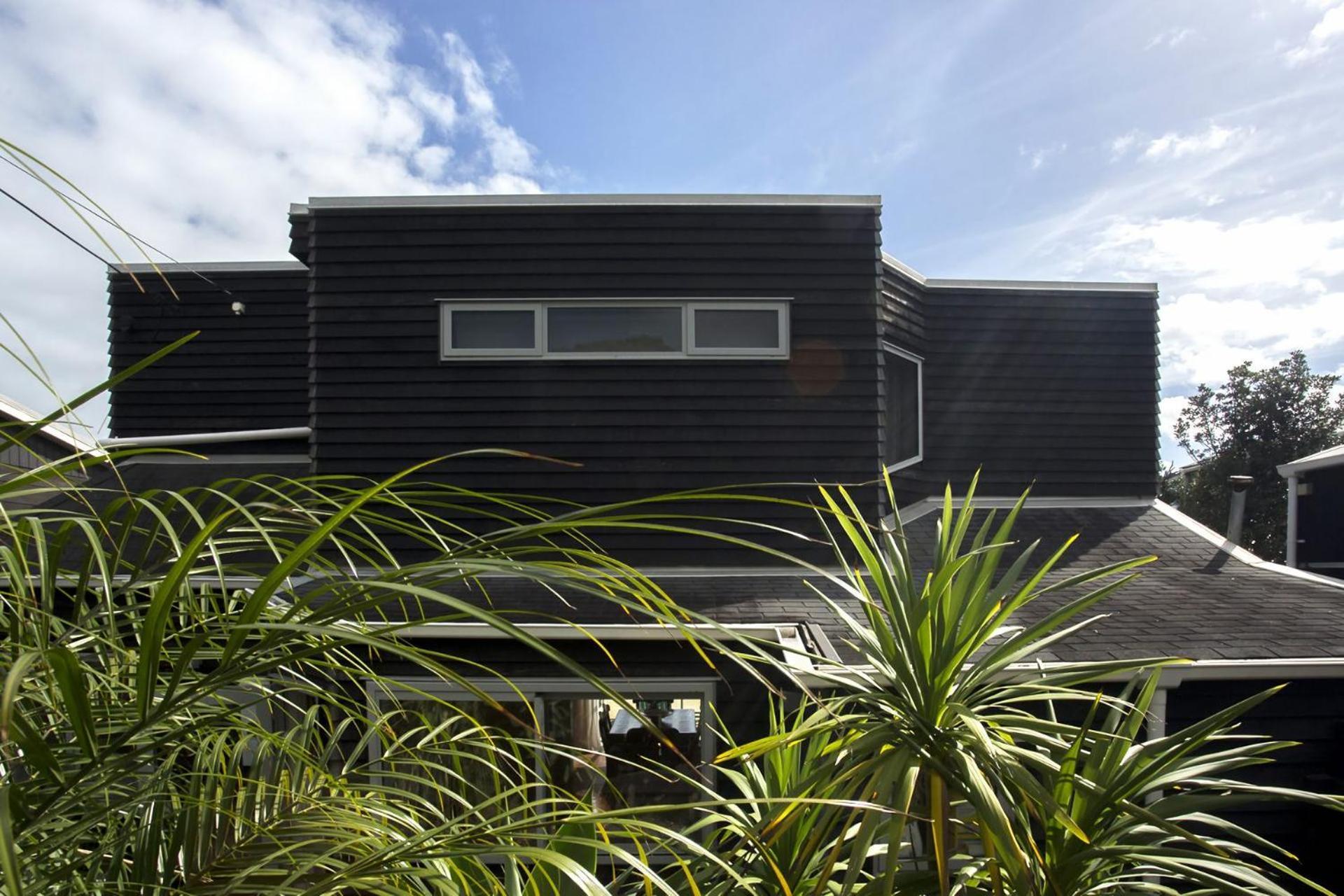 Chester Cottage Beachfront Oakura Exterior photo